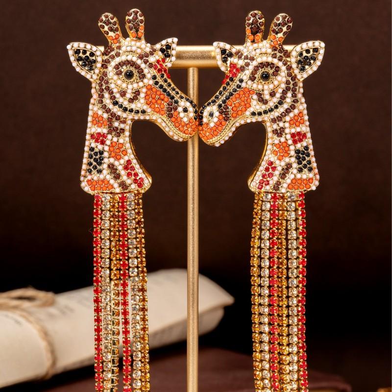 Vintage Giraffe Tassel Earrings Light Luxury Style Full Of Diamonds