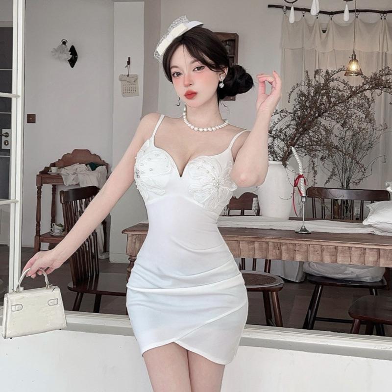 2026 Клубное Горячая Девушка Платье Bodycon с Цветочным Принтом, Глубоким V-образным Вырезом и Тонкими Бретелями