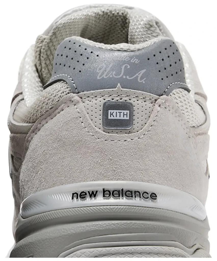 U990KT3 KITH A New Balance 990V3 Сделано в США "USA Hallow"