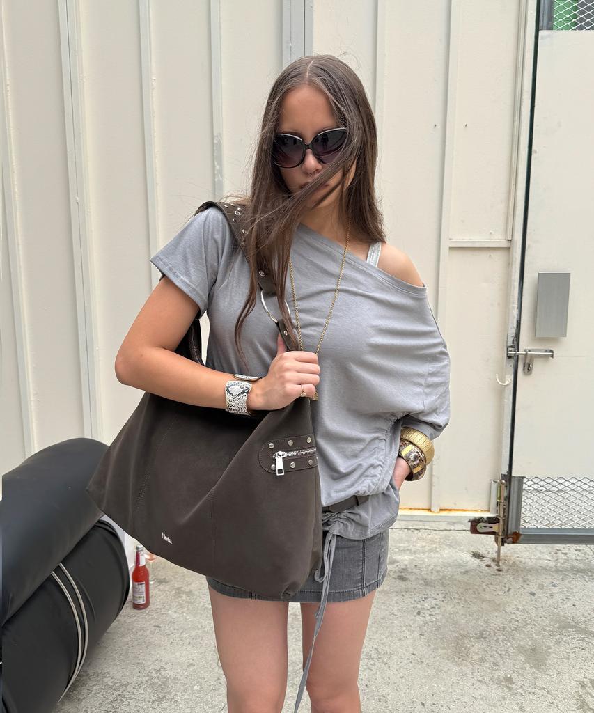 Hieta Carrie / Brown