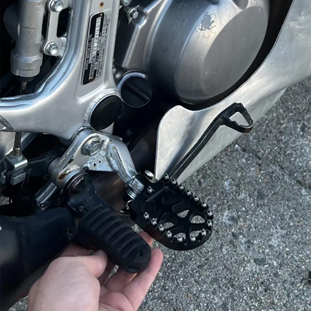 Подножки Педали Подставки для ног Для Honda CR 80 85 R CRM 250 XR 400 R CRF 230 1000 L DTC Для KAWASAKI KLX 250 S 300 R KLR 650