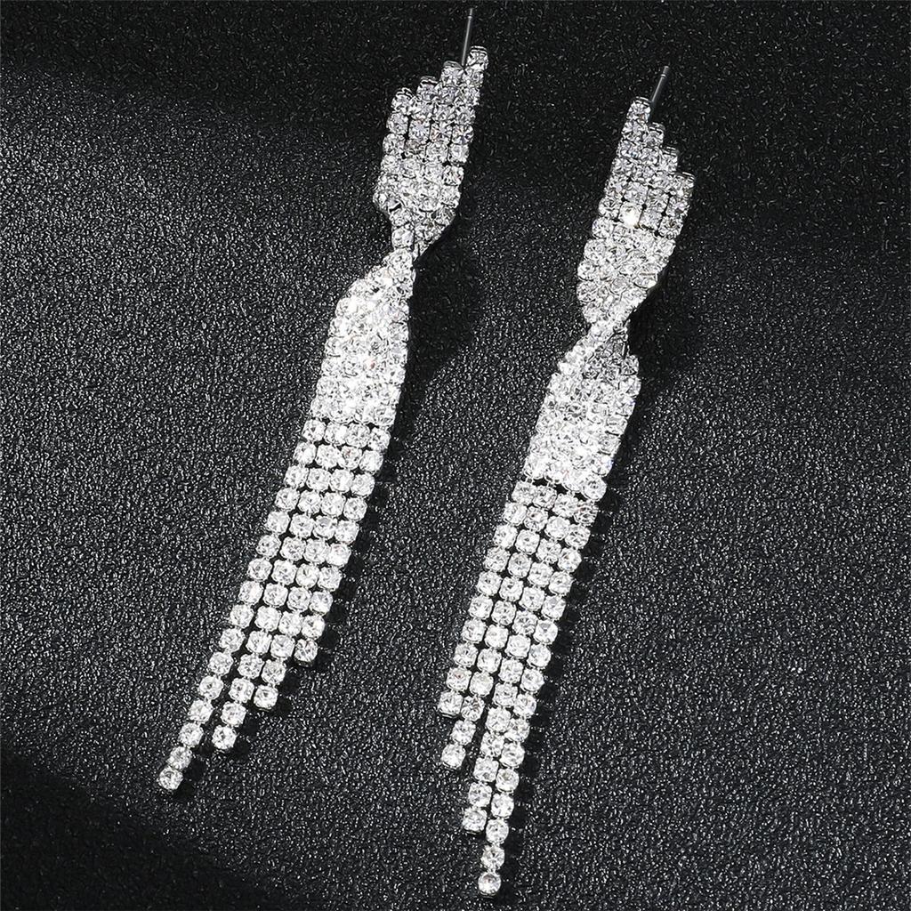 Europe And The United States Senior Sense Of Super-Flash Rhinestone Long Paragraph Tassel Earrings Fashion Temperament Rhinestone Female Earrings
