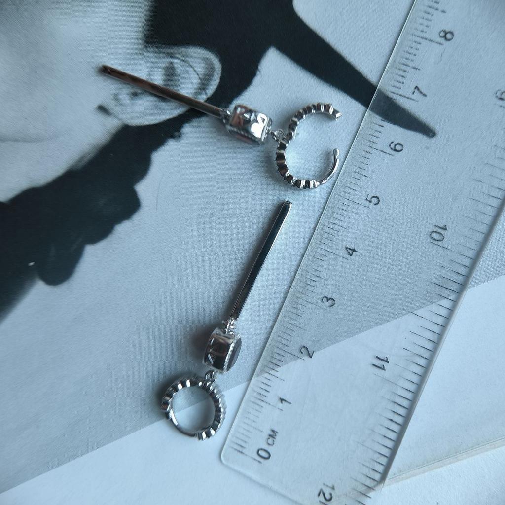 Серебряные серьги с натуральным гранатом 2.425ct (2195535)