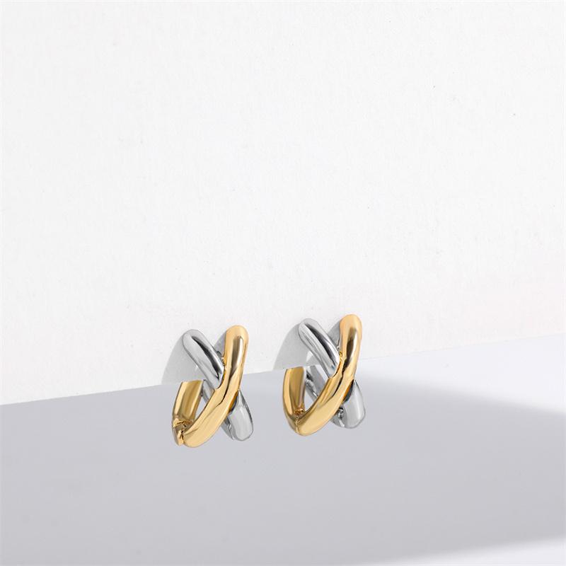 Винтажные серьги-гвоздики CC Design для женщин Корейская мода X Крест Серьги с цирконами Помолвочные ювелирные изделия Подарки