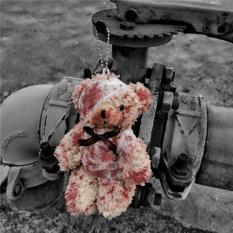 Cool Punk Bloody Plush Bear Keychain Halloween Injured Animal Bear Doll Key Ring
