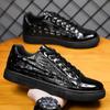Fashion Crocodile Print Man Casual Shoes Men's Sneakers Patent Leather Vulcanized Shoes Luxury Korean Style Shoes for Men Erkek Ayakkabı