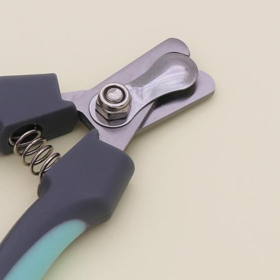 Pet Nail Clippers Portable Pet Nail Trimmer Safe Cat Nail Clippers with Safety Guard To Avoid Overcutting Grooming Tool for Cats Dogs