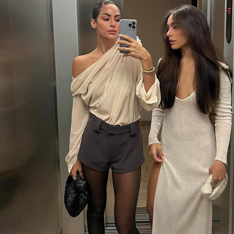 Новые сетчатые шифоновые укороченные топы с открытыми плечами, косым воротником и цветочной аппликацией, осенние элегантные прозрачные футболки с длинными рукавами и рюшами