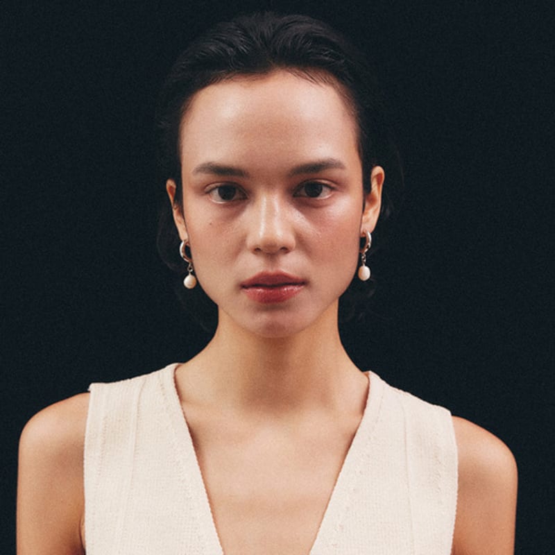 lowool Hoof pearl drop earrings