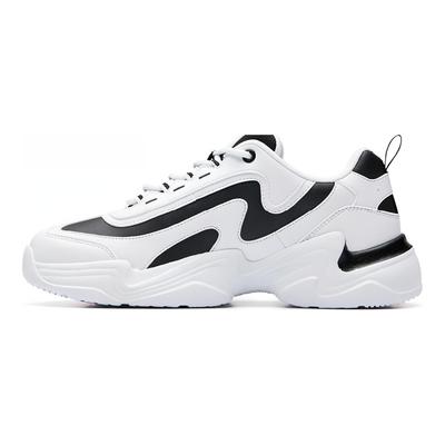 Классические амортизирующие нескользящие низкие мужские кроссовки Dad Shoes белые черные 91938862-1
