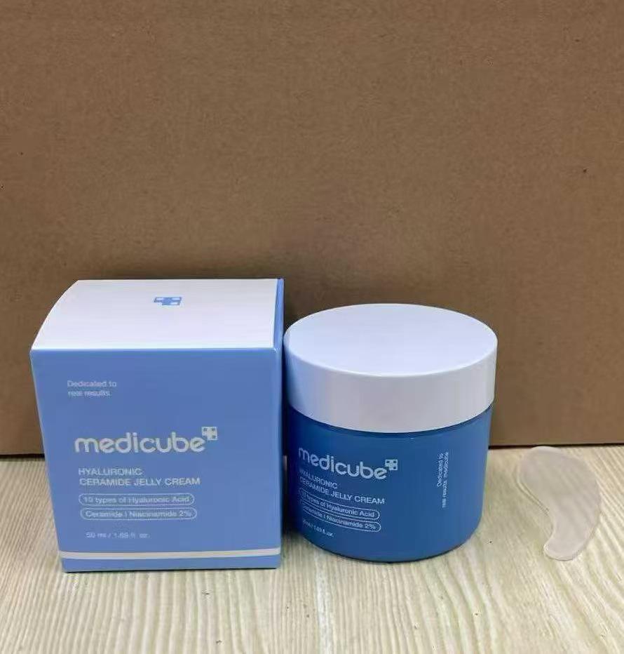 Набор коллагеновой уходовой косметики Kim Hee-sun от Medicube – Сыворотка-ампула, Сыворотка, Солнцезащитный крем, Средство для умывания, Глиняная маска