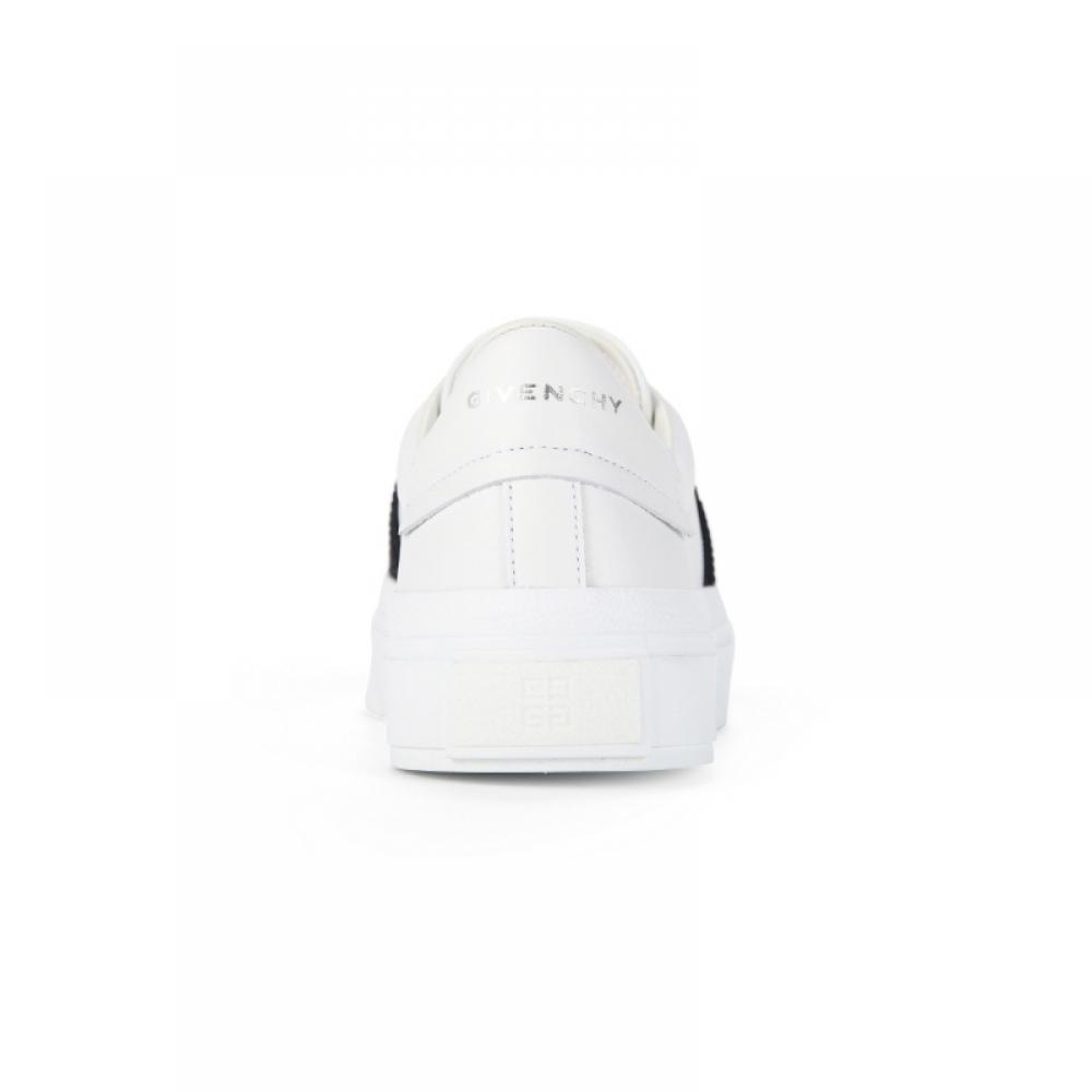 Givenchy Be0029e1bc 116 Sneakers With Elastic Band