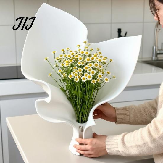 Artistic Home Flower Container 3D Printed Vase for Fresh Flowers, Modern Minimalist Arrangement Integrated Tube Holder with Built-in Living