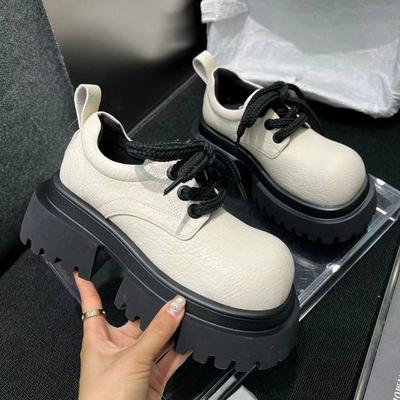 Женские кожаные туфли в британском стиле с большой головкой, осень 2024 года, новые туфли в стиле ретро-колледжа с квадратной головкой, на шнуровке, с завышенной подошвой