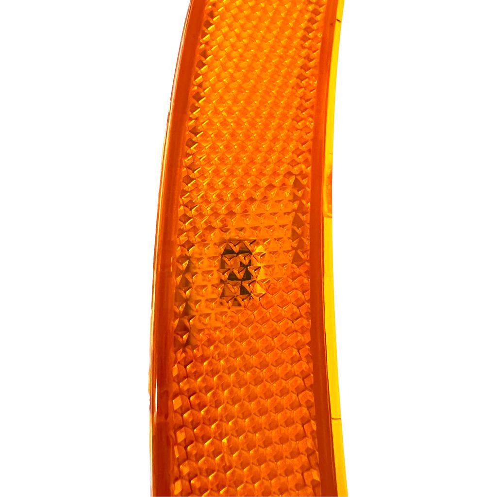 Передний левый боковой габаритный фонарь-отражатель GM2550210 для 2021-2022 Chevy Trailblazer