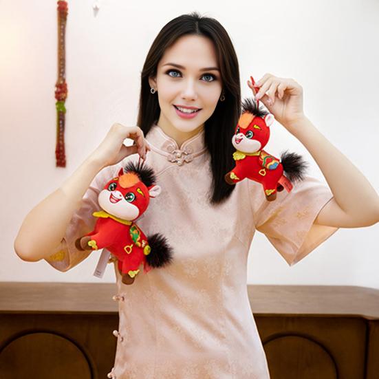 2026 год Лошади Плюшевое украшение Счастливый Зодиак Подвеска для машины/сумки Мягкая набивная игрушка Подарок на Китайский Новый год