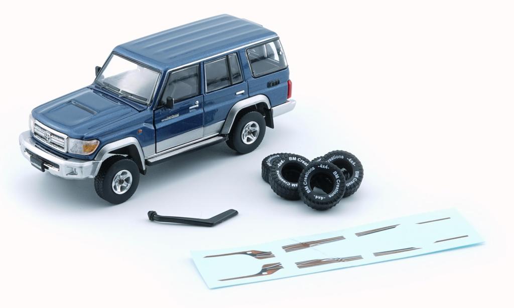 BM CREATIONS Toyota Land Cruiser LC76 Blue Finished Product 1/64 (RHD)