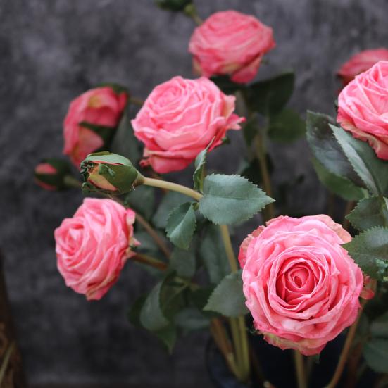 Поддельный цветок, красивый реалистичный вид, 6 цветов, великолепный декор из искусственных роз, цветов для общежития