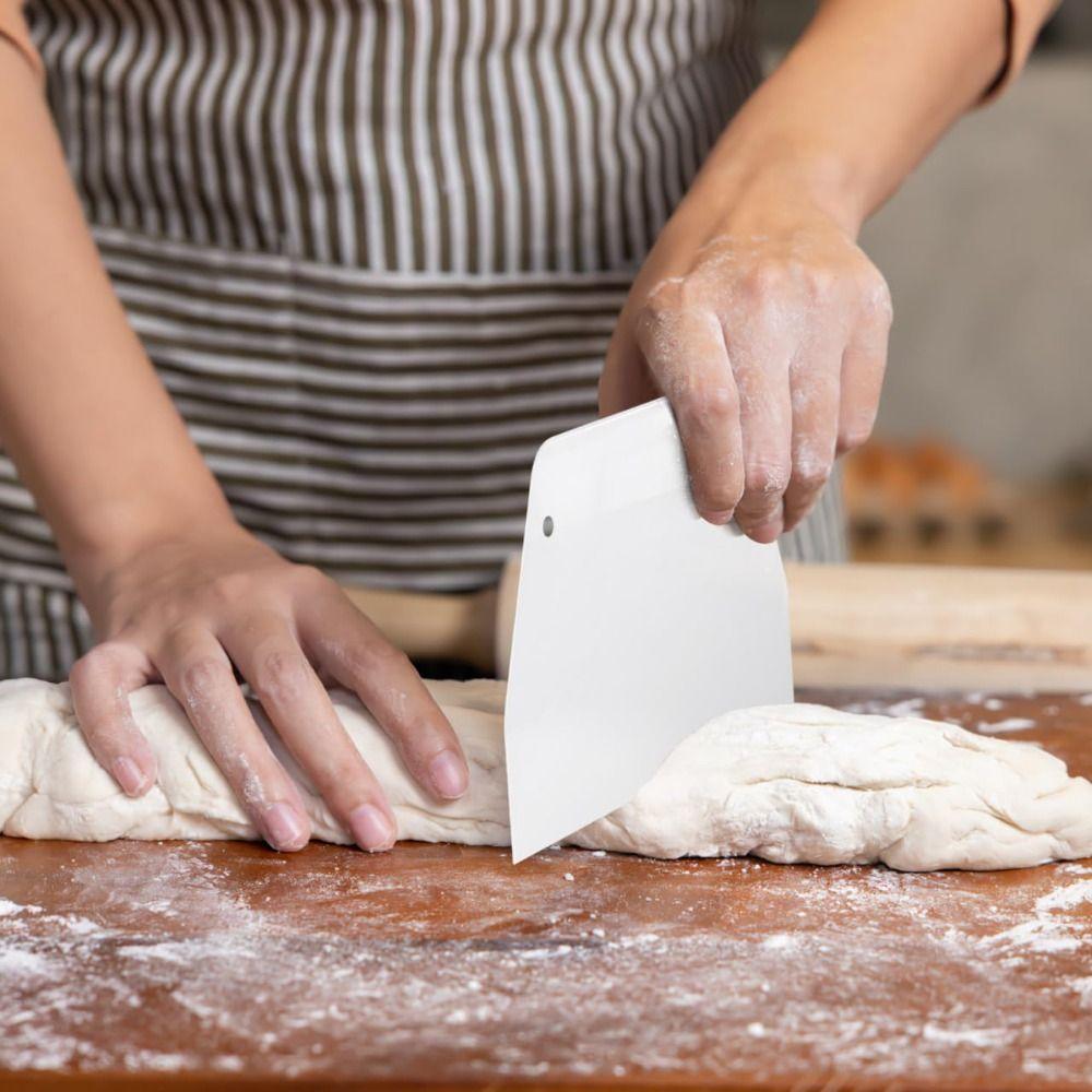 Flexible Dough Cutter Non-Stick Cake Scraper Multifunction Pastry Tool Rice Roll Prep