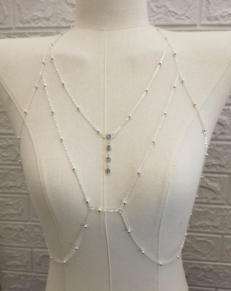 European-American Beach Glam Body Chain with Sparkling Diamond Pendant and Tassel