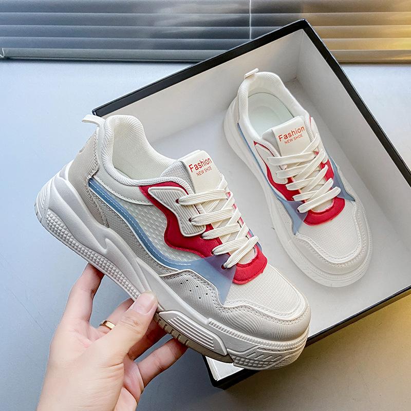 Весна Новая корейская версия Маленькие белые туфли для студентов Толстая подошва Кексы Повседневная обувь для доски