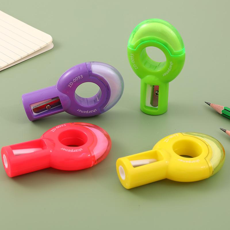 Два в одном: точилка для карандашей и ластик: Креативная, красочная, симпатичная форма с двойной головкой для чистого стирания и меньшего количества крошек. Идеально подходит для студентов!