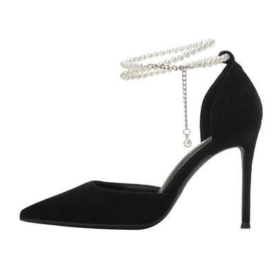 Летние женские босоножки на тонком каблуке, заостренный нос, однолинейная пряжка, бархатная поверхность, полый носок, жемчужный высокий каблук.