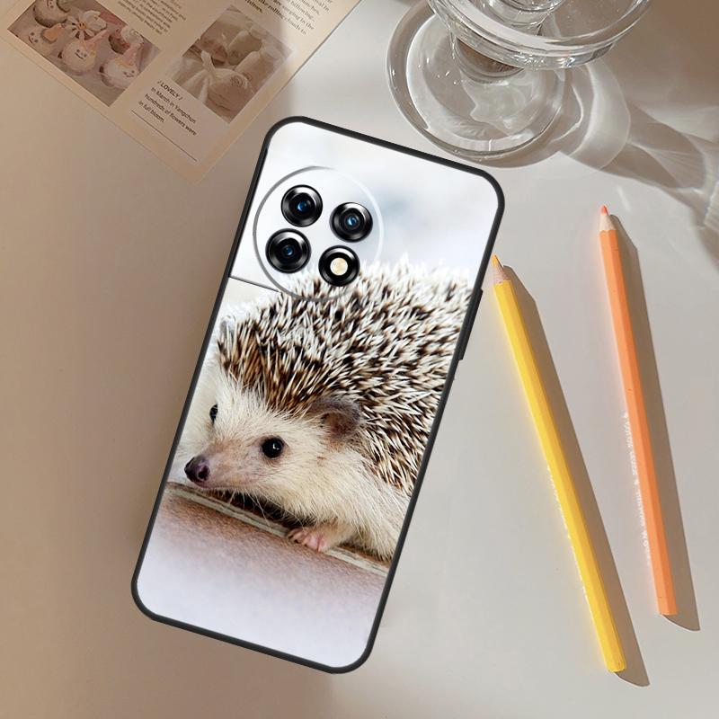Cute Little Hedgehog Funda For OnePlus 12R 13 12 R 11 9 10 Pro 8T 9RT 10T OnePlus Nord 4 CE 2 3 Lite N20 N30 Case