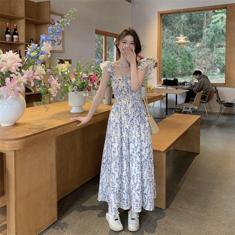 Женское летнее платье-майка с цветочным принтом и рукавами-крылышками - Облегающий крой, Длинное платье без рукавов