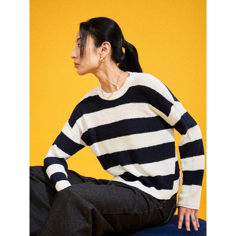8SECONDS Colorblock Round Neck Pullover Navy