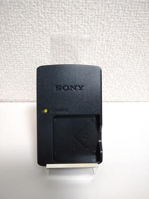 Sony Оригинальное зарядное устройство Совместимые [Запчасти] Модели BC-CSN/BC-CSNB DSC-T110 DSC-W530 DSC-W550 DSC-W570 DSC-W610 DSC-W630