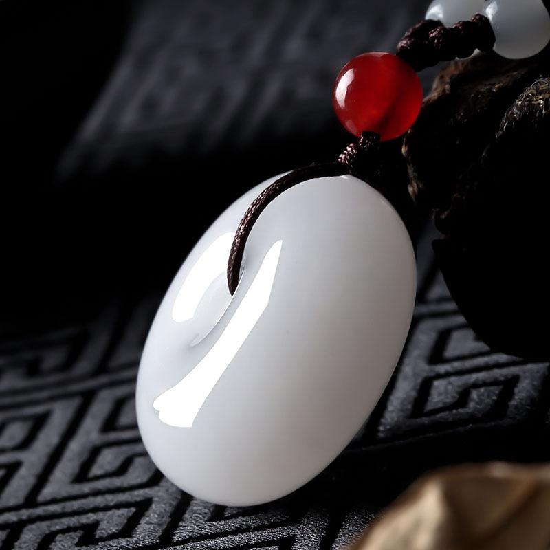 Натуральный белый нефритовый кулон с пряжкой безопасности, китайское ожерелье, ручная работа, изящные ювелирные изделия с подвесками, модный амулет для мужчин и женщин, подарок