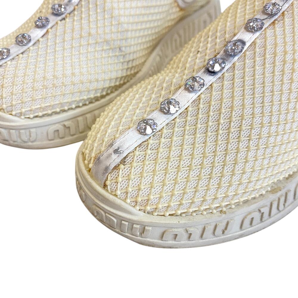 MIUMIU Сетка Bijoux резина Слипоны Слоновая кость резина Женские Б/у