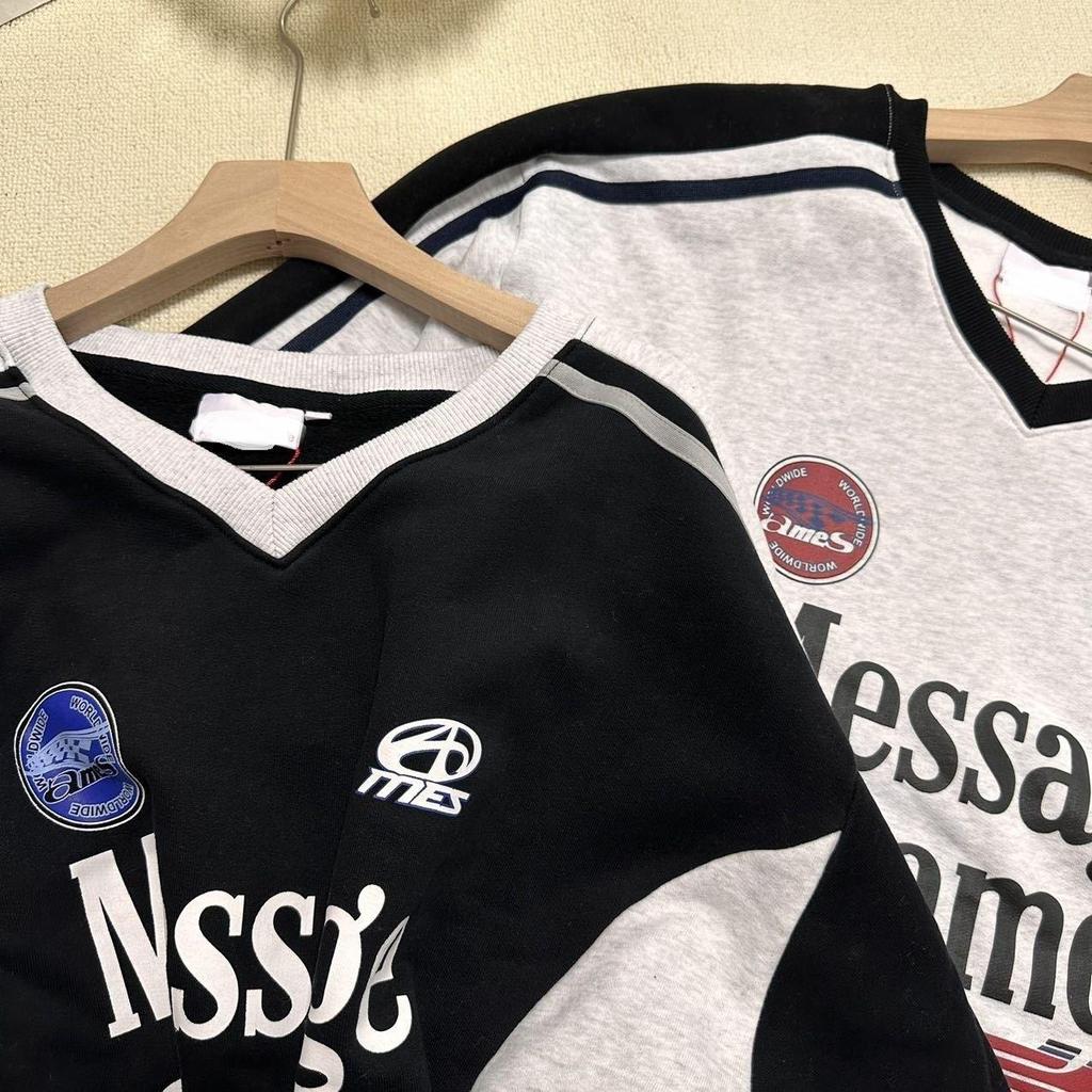 In Stock Pre-order! Korean AM*S American Retro Academy Style Round Neck Plus Velvet Hoodie - Yoon Jeonghan Inspired.