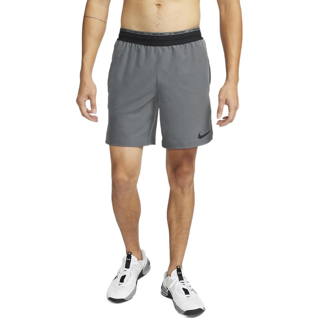 Nike Спортивные шорты мужские Серо-стальной Средние DD1701-068