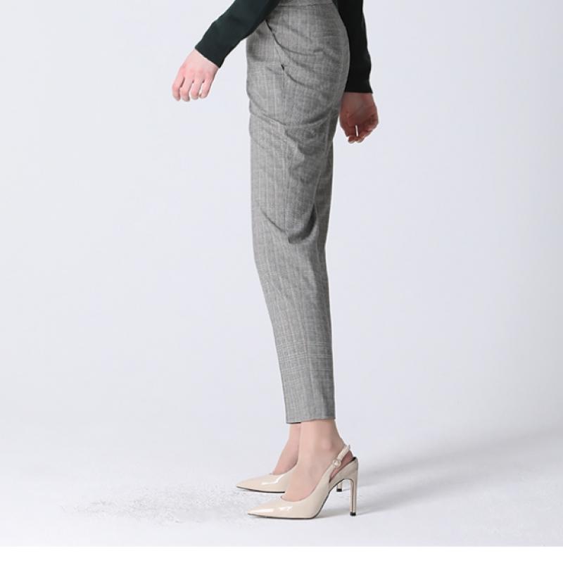  Она мисс Узкие брюки в клетку