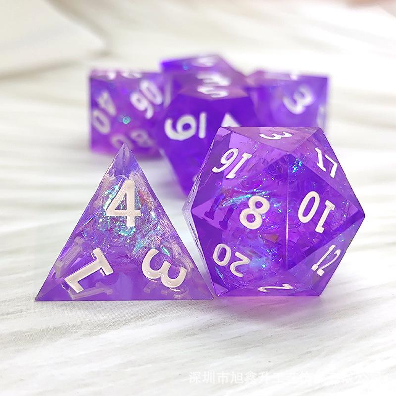 Острые многогранные игральные кости из смолы для настольных игр Cthulhu, DND и TRPG