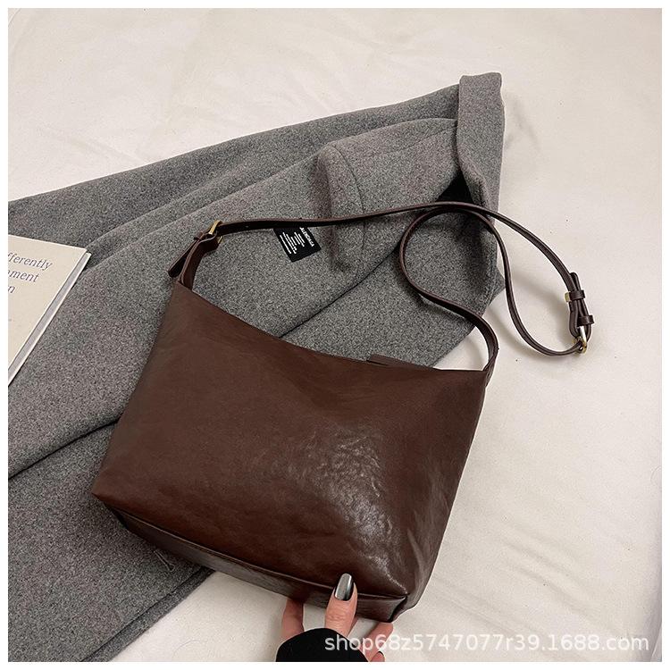 Outer Single Casual Large-capacity Bag Women's 2025 Autumn/winter New Shoulder Bag Fashionable Foreign Style Versatile Commuter Crossbody Bag