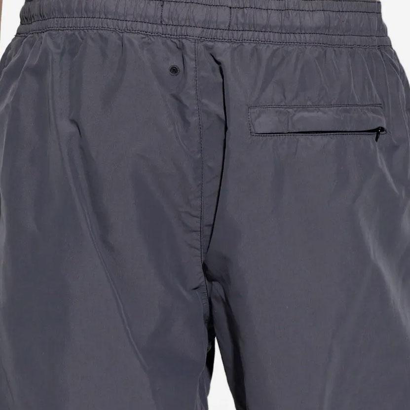 Stone Island Logo Badge Pocket Swim Shorts Men swimwear L1S15B100B09S0046V002D