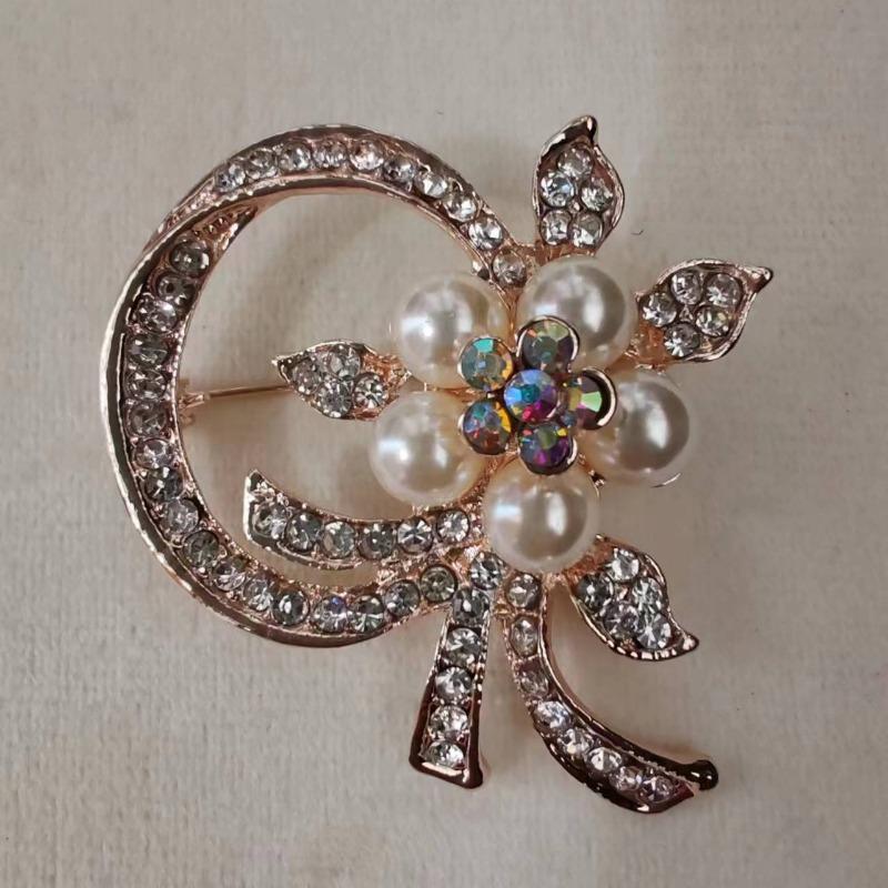 Brooch High-End Niche Silk Scarf Buckle Alloy Diamond Coat Pearl Corsage Pin Accessories