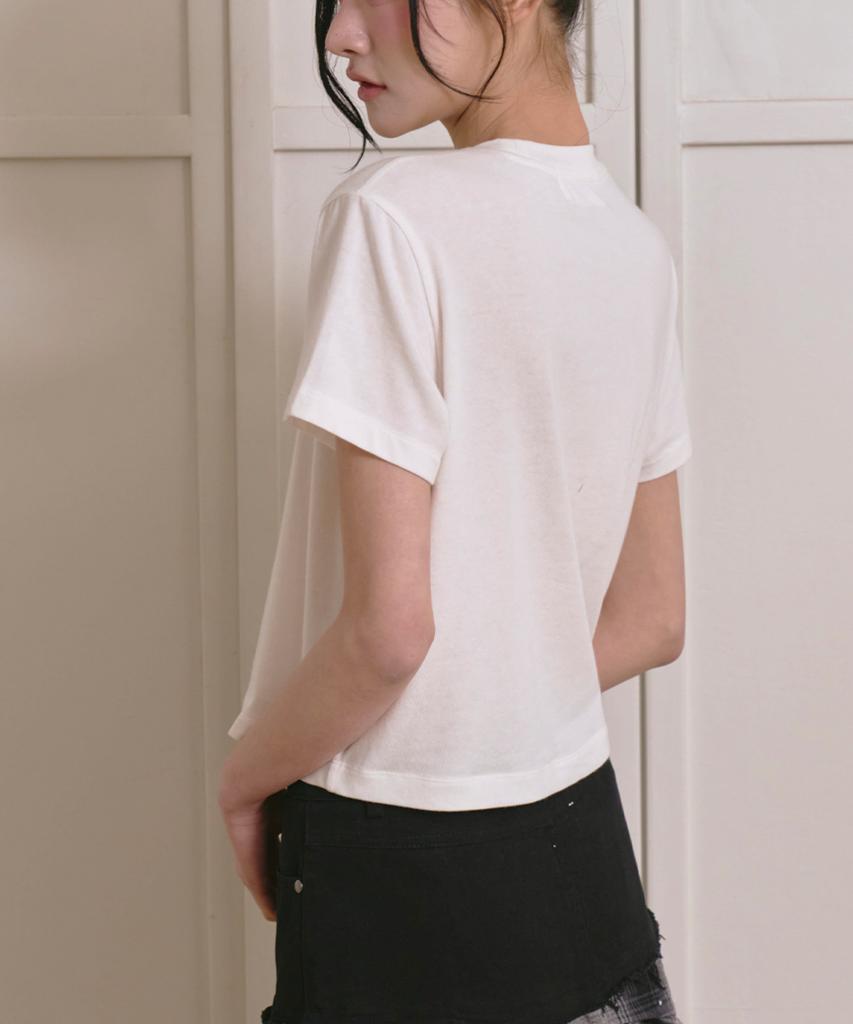 THE GREEN LAB Lettering Symbol Crop Short Sleeve T-Shirt [Ivory/Key]