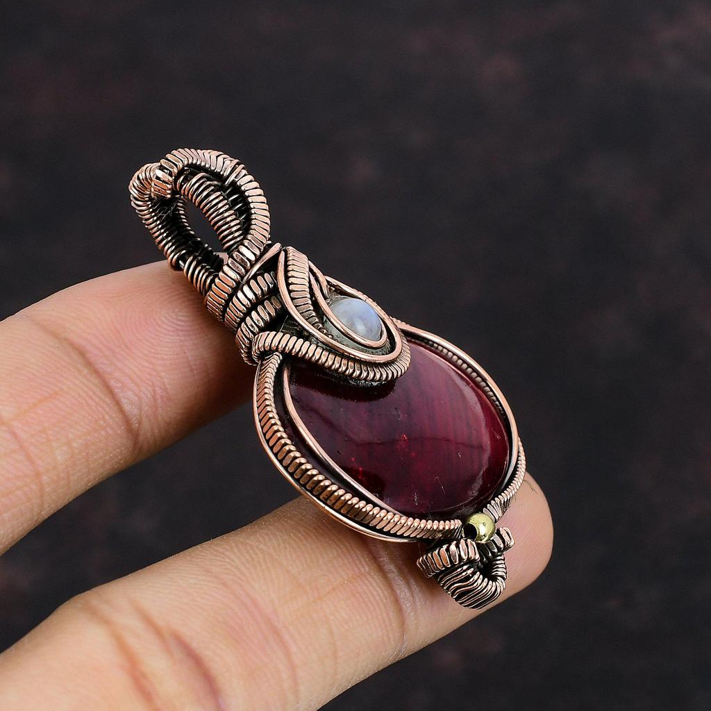 Кулон из красного огненного лабрадорита, обернутый медной проволокой, подвеска из радужного лунного камня, подвеска ручной работы, подарок другу, подвеска из драгоценного камня из меди