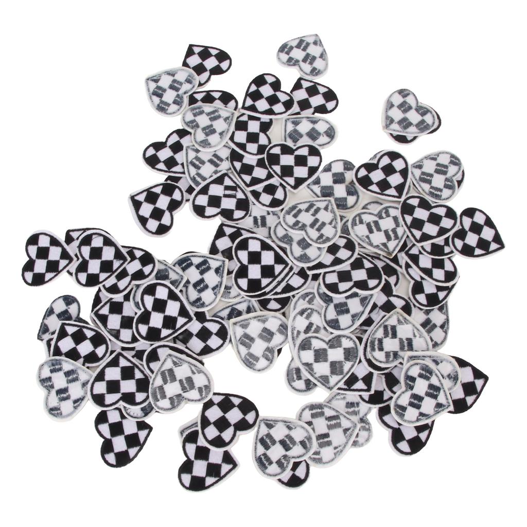 100pcs Heart Shaped Patches Iron On Black White Grids Embroidered DIY Applique Patches for Clothes
