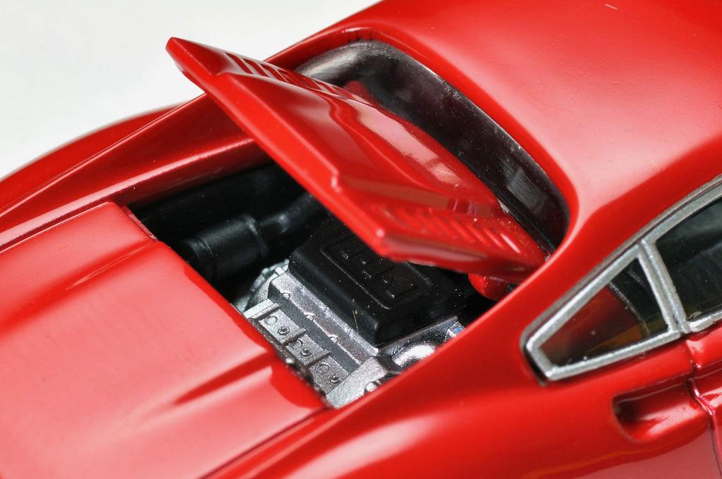 Tomica Limited Vintage TLV Dino 246GT Красный 1/64 (Готовая модель)