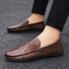 Мода 2025 Осень НОВЫЕ Мужские лоферы Удобная плоская повседневная обувь Мужские дышащие мокасины Слипоны Мягкая кожа Обувь для вождения