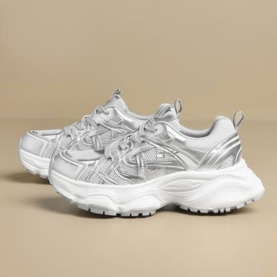 Модные женские туфли на толстой подошве 5,5 см, увеличивающие высоту, новые летние сетчатые спортивные белые туфли для бега на открытом воздухе, повседневные туфли на толстой подошве 35-40