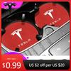 Автомобильная наклейка 2025 Новая Tesla 2 шт. Нескользящая подставка под логотип автомобиля Подставка под стакан с водой Для Tesla Model 3 Y S X 2017 2018 2019 2020 2021 2022 20