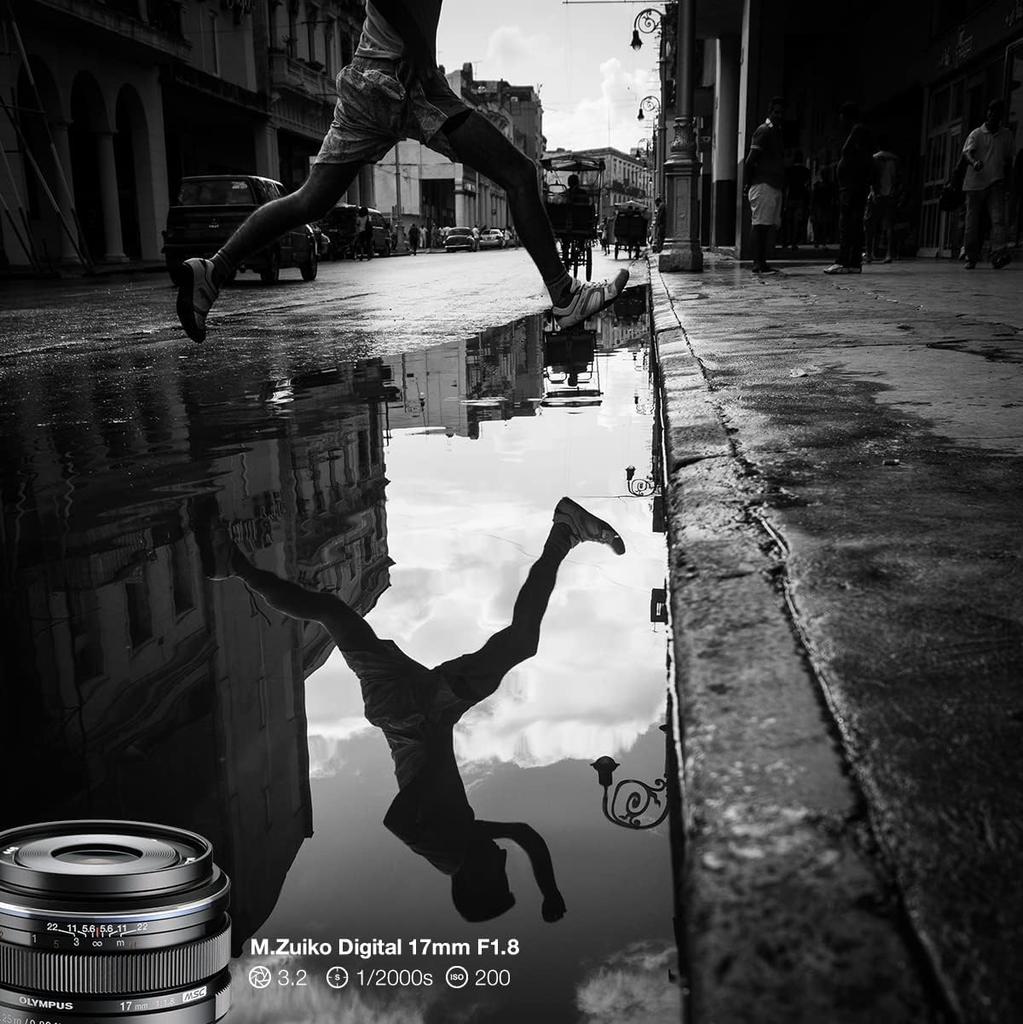 OM Single Focus Lens DIGITAL 17mm Black SYSTEM/OLYMPUS M.ZUIKO F1.8