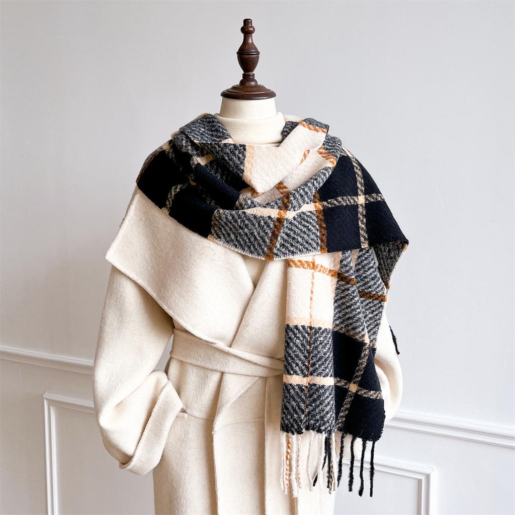 White Plaid Polyester Fringed Scarf Female Autumn And Winter Couple Warm Versatile Skin-Friendly Atmosphere Scarf