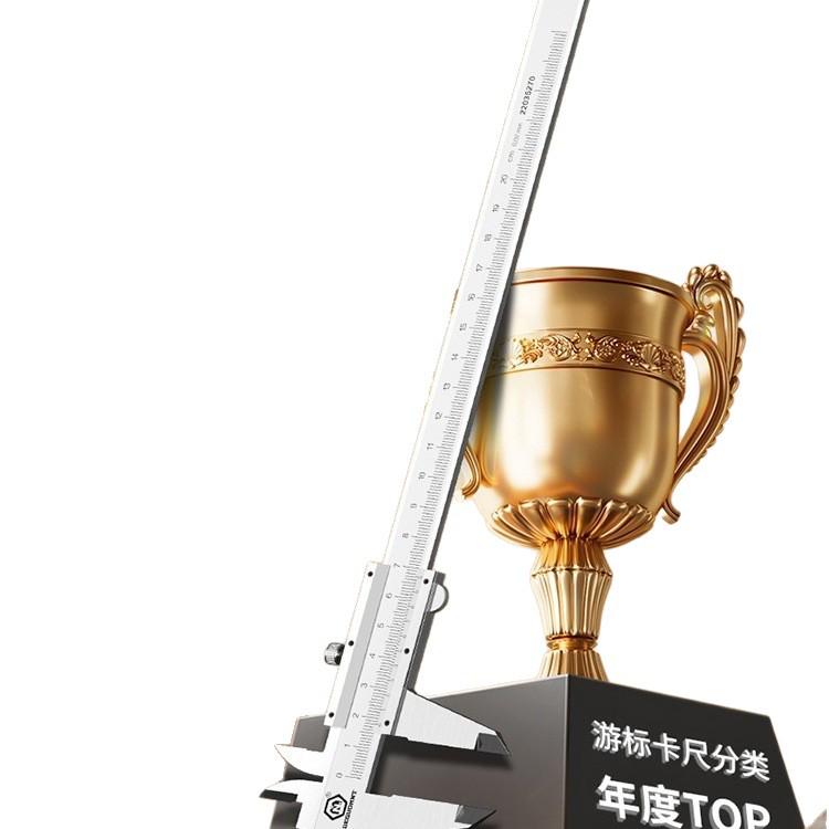 Цифровой высокоточный штангенциркуль Mitutoyo из нержавеющей стали немецкого производства для промышленного и бытового использования.